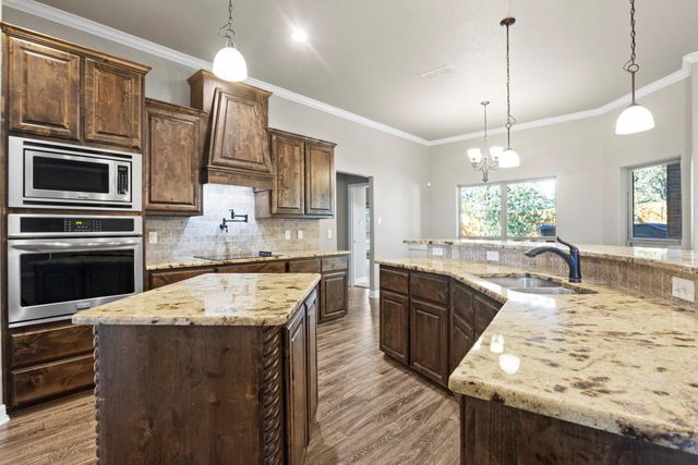 16 Riverstone PKWY, Belton, TX 76513