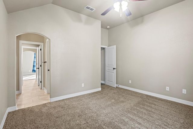 16 Riverstone PKWY, Belton, TX 76513