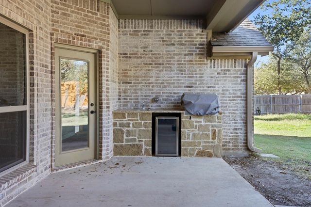 16 Riverstone PKWY, Belton, TX 76513