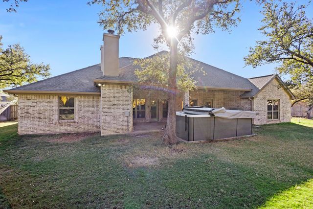 16 Riverstone PKWY, Belton, TX 76513