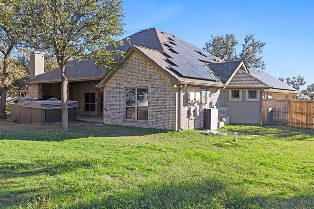 16 Riverstone PKWY, Belton, TX 76513
