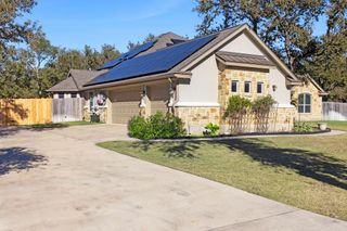16 Riverstone PKWY, Belton, TX 76513