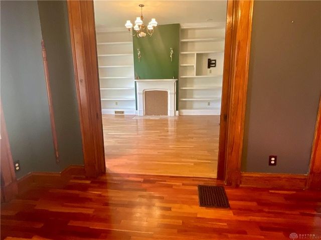 355 Park Drive, Dayton, OH 45410