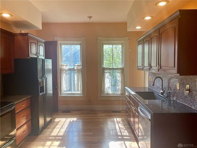 355 Park Drive, Dayton, OH 45410
