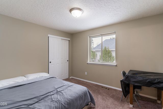 16485 Cassidy Drive, La Pine, OR 97739