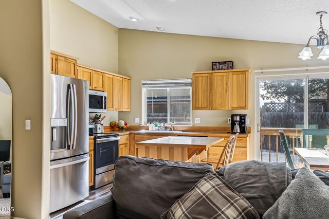 16485 Cassidy Drive, La Pine, OR 97739