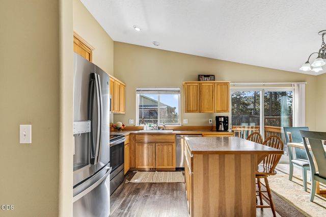 16485 Cassidy Drive, La Pine, OR 97739