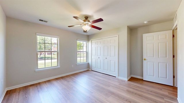 1376 Addington Lane, Ann Arbor, MI 48108