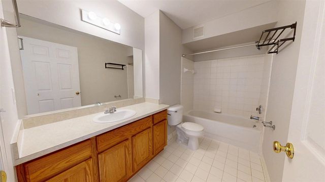 1376 Addington Lane, Ann Arbor, MI 48108