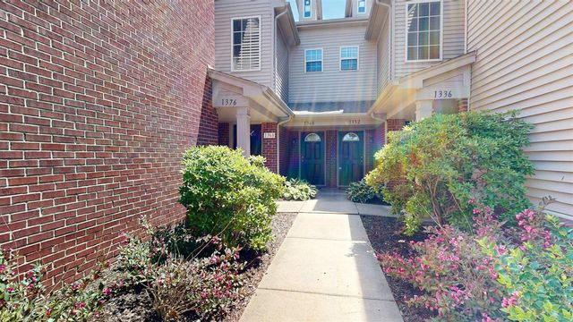 1376 Addington Lane, Ann Arbor, MI 48108