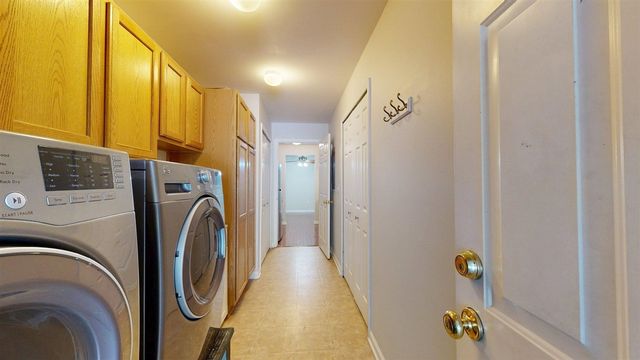 1376 Addington Lane, Ann Arbor, MI 48108