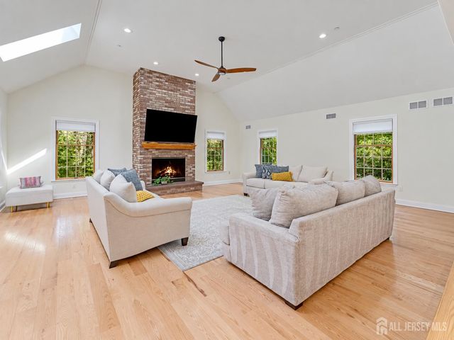 931 Vosseller Avenue, Bridgewater, NJ 08836
