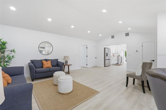 2815 W BAY HAVEN DRIVE, Tampa, FL 33611