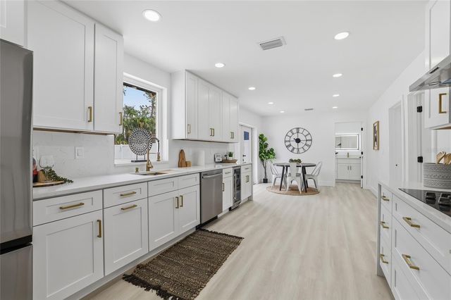 2815 W BAY HAVEN DRIVE, Tampa, FL 33611