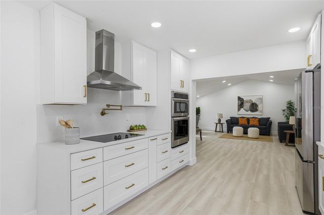 2815 W BAY HAVEN DRIVE, Tampa, FL 33611