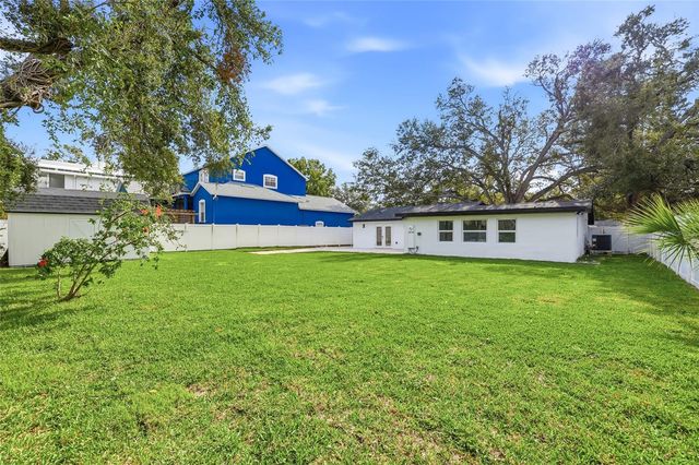 2815 W BAY HAVEN DRIVE, Tampa, FL 33611