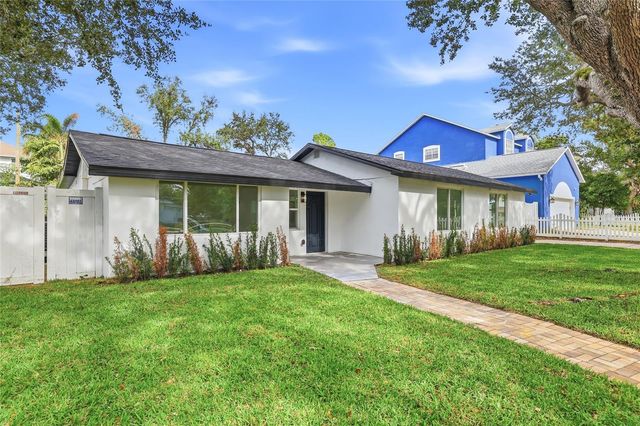 2815 W BAY HAVEN DRIVE, Tampa, FL 33611