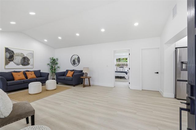 2815 W BAY HAVEN DRIVE, Tampa, FL 33611