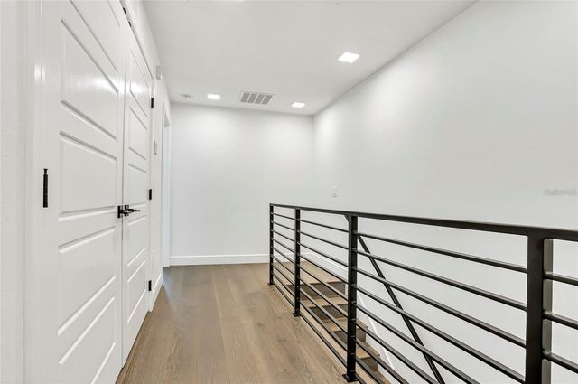 212 E PINELOCH AVENUE, Orlando, FL 32806