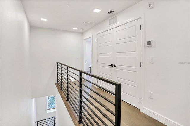 212 E PINELOCH AVENUE, Orlando, FL 32806