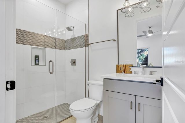 212 E PINELOCH AVENUE, Orlando, FL 32806