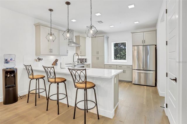 212 E PINELOCH AVENUE, Orlando, FL 32806