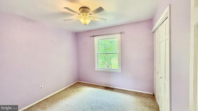 18 JOAN ST, Easton, PA 18042