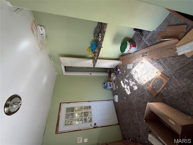 772 Park Drive, Alton, IL 62002