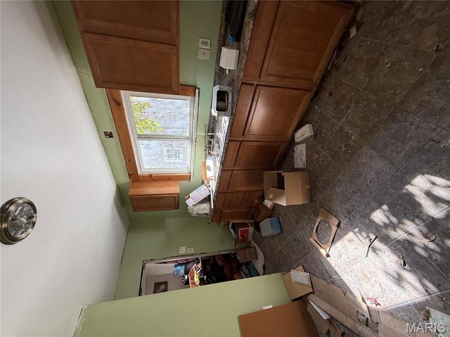 772 Park Drive, Alton, IL 62002