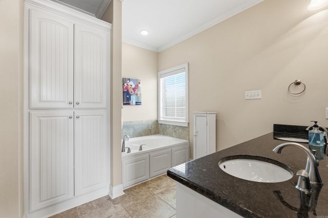 1760 Sylar, Conway, AR 72034