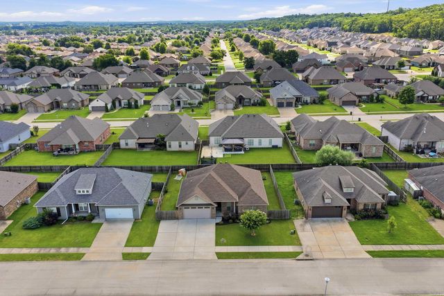 1760 Sylar, Conway, AR 72034