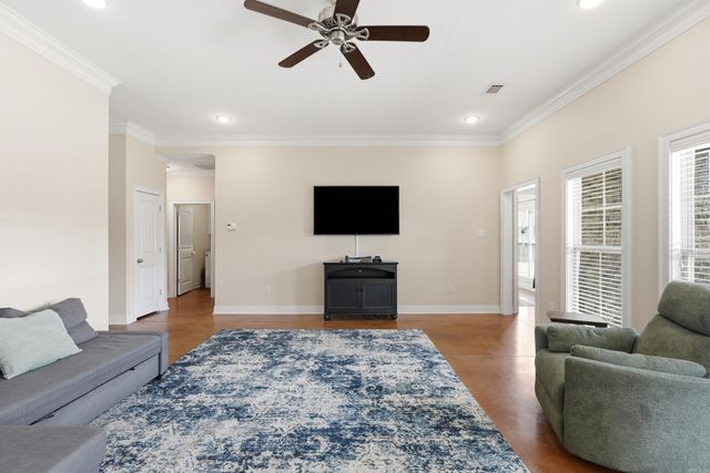 1760 Sylar, Conway, AR 72034