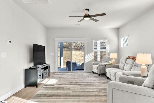 530 Crowder Place, Piedmont, SC 29673