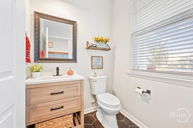 74 Knotty Court, Richmond Hill, GA 31324