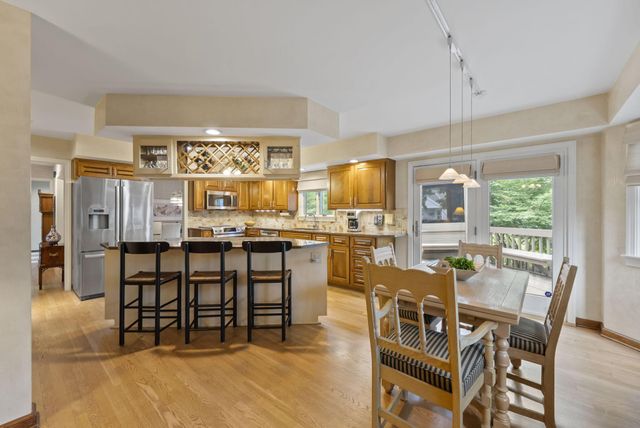 4671 Coach Road, Upper Arlington, OH 43220