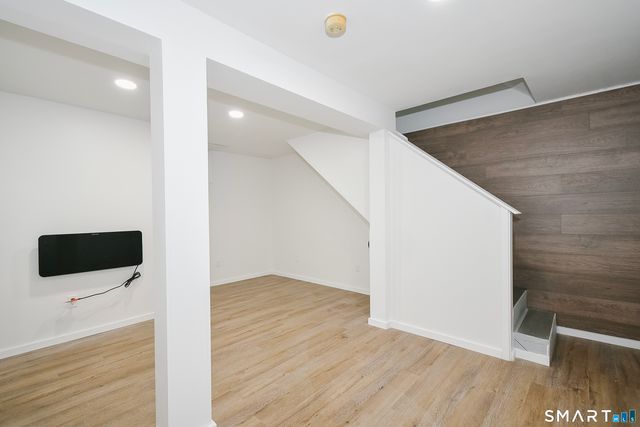 421 Emmett Street APT 4, Bristol, CT 06010