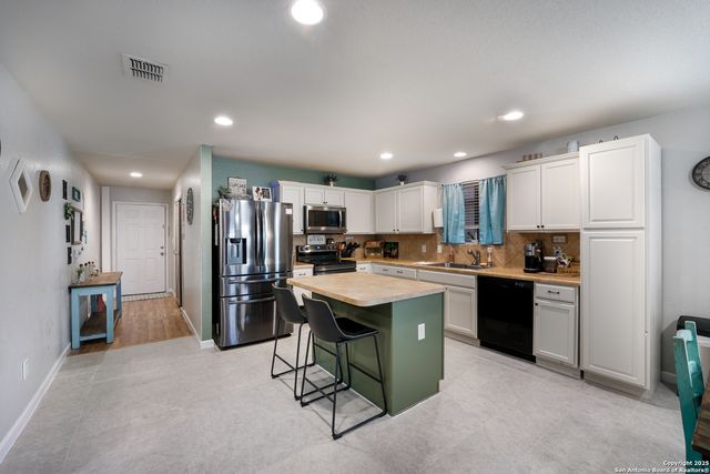 9411 Hanover Sky, Converse, TX 78109