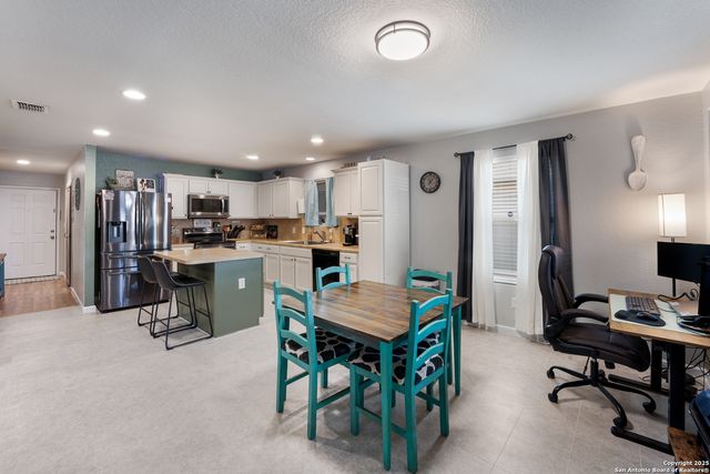 9411 Hanover Sky, Converse, TX 78109