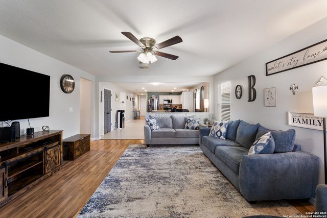 9411 Hanover Sky, Converse, TX 78109