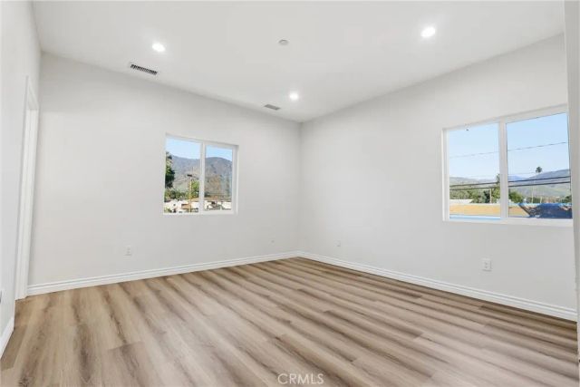 3884 N Mountain View, San Bernardino, CA 92405