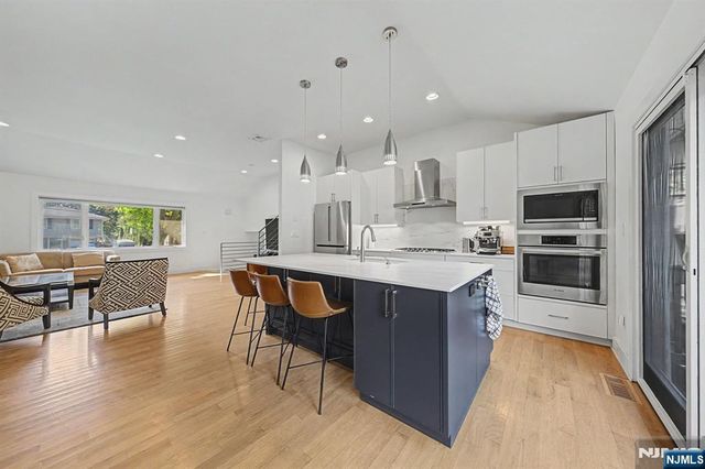 61 Center Street, Cresskill, NJ 07626