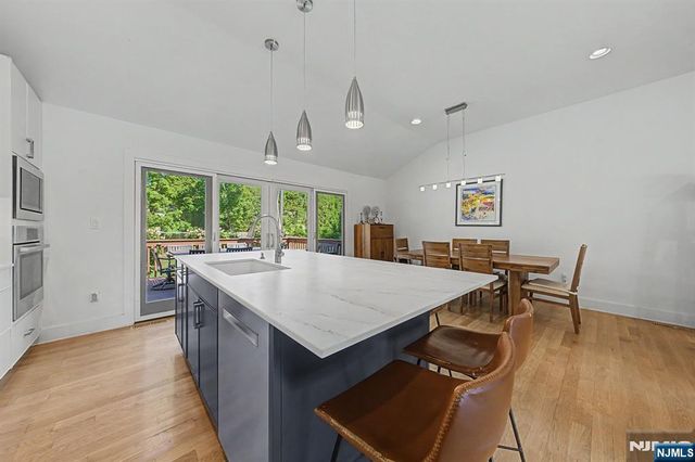 61 Center Street, Cresskill, NJ 07626