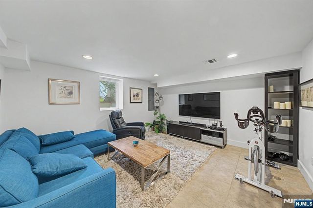 61 Center Street, Cresskill, NJ 07626