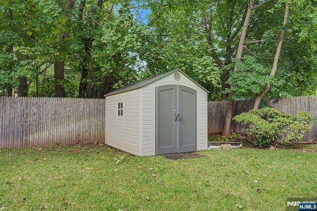 61 Center Street, Cresskill, NJ 07626