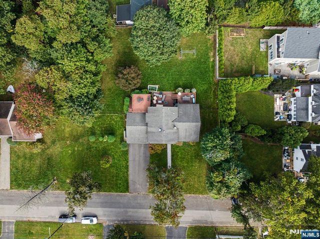 61 Center Street, Cresskill, NJ 07626