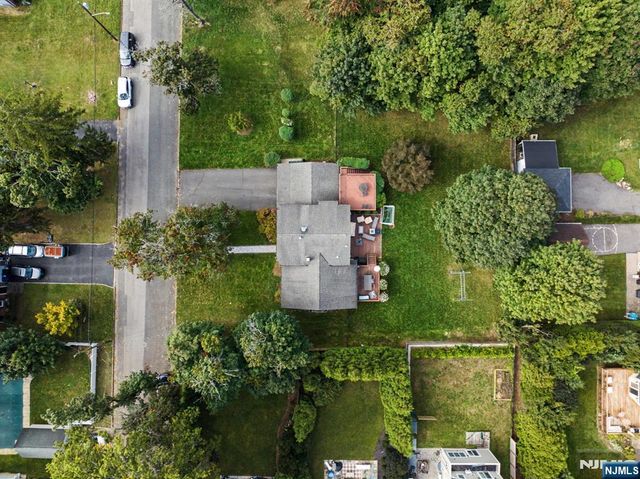 61 Center Street, Cresskill, NJ 07626