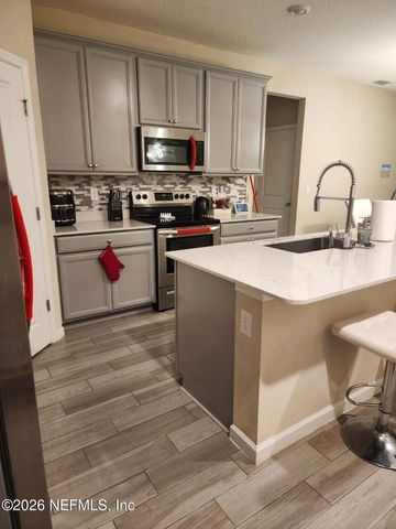 2155 SEQUOIA Court, Jacksonville, FL 32218