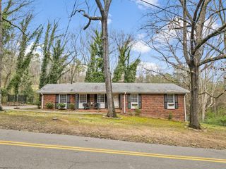 206 Hammond Drive, Summerville, GA 30747
