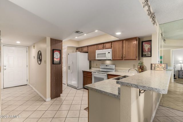 205 N 74TH Street 138, Mesa, AZ 85207