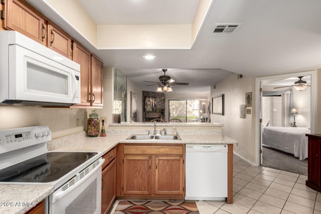 205 N 74TH Street 138, Mesa, AZ 85207